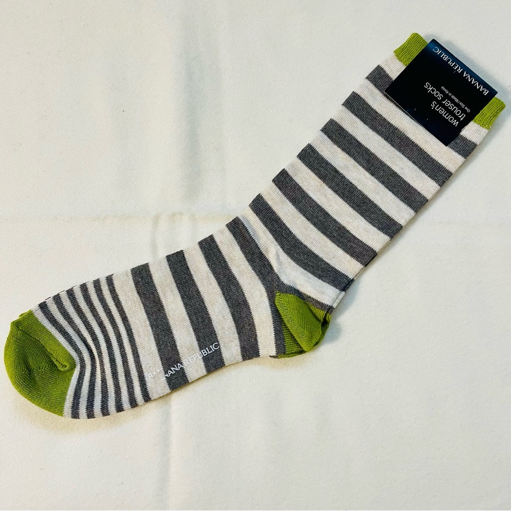 Banana Republic Trouser Socks Gray Stripe Olive Green Lightweight